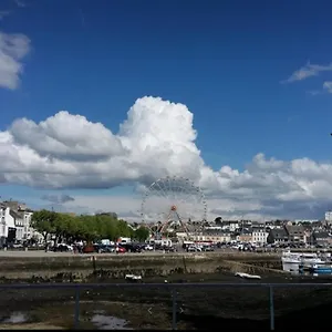 Les Grands Voyageurs Hotel Concarneau